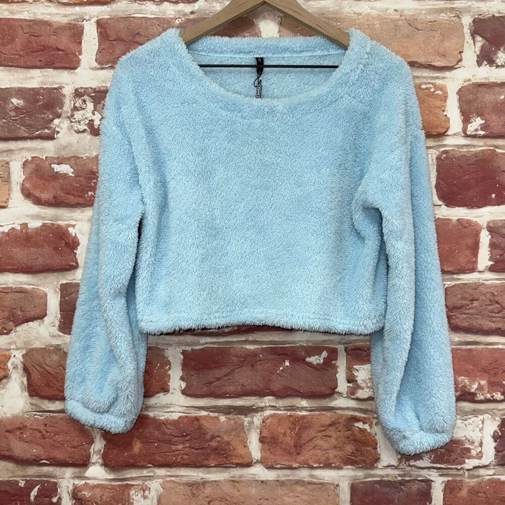 Zaful Cropped Sweater Women's Size 4 Blue Fuzzy Soft Casual Long Sleeves